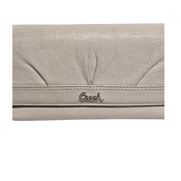 Vintage Leather COACH Pink Large Wallet With Checkbook Cover - Picture 3 of 10